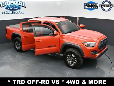 Used 2018 Toyota Tacoma TRD Off-Road w/ Technology Package AWD/4WD image 35