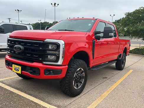 Used 2024 Ford F250 Lariat w/ Tremor Off-Road Package AWD/4WD image 3