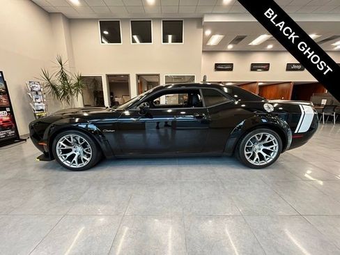 Used 2023 Dodge Challenger SRT Hellcat Redeye RWD image 18