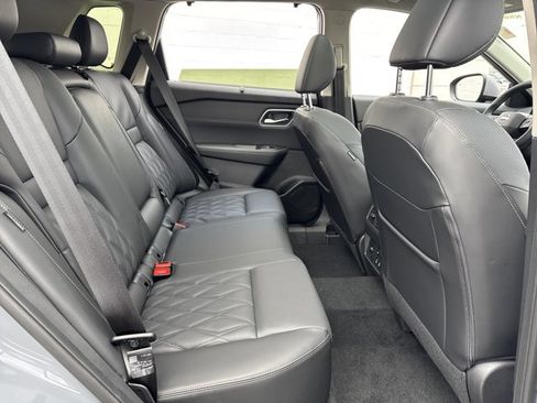 New 2025 Nissan Rogue Platinum w/ Tech Package AWD/4WD image 12