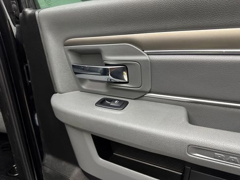 Used 2018 RAM 2500 Lone Star image 46