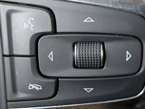 Used 2025 Chevrolet Blazer LT FWD image 26