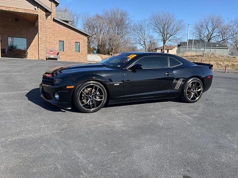 Used 2013 Chevrolet Camaro SS w/ RS Package image 33