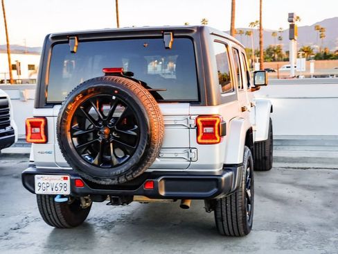 Used 2023 Jeep Wrangler Sahara 4xe image 9