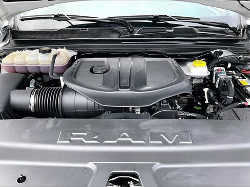 Certified 2025 RAM 1500 Big Horn image 37