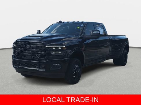Used 2026 RAM 3500 Limited AWD/4WD image 37