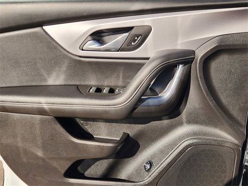 Used 2024 Chevrolet Blazer LT w/ Convenience Package image 22