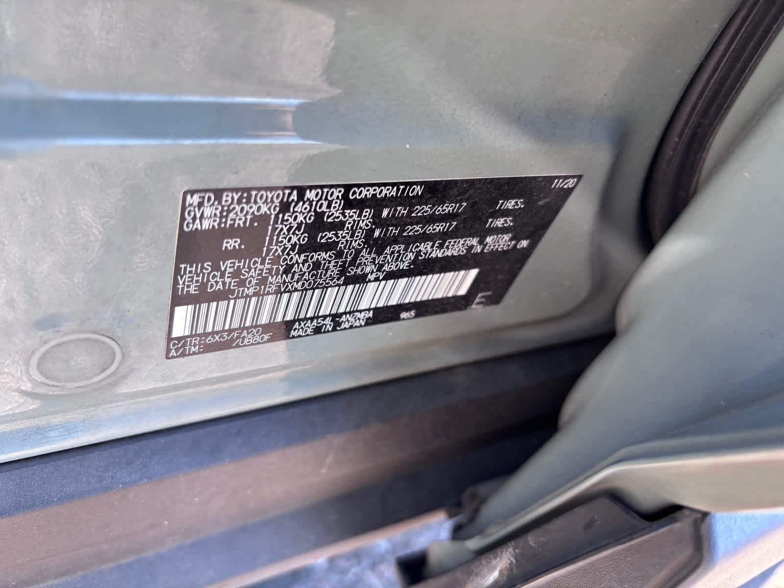 Used 2021 Toyota RAV4 XLE w/ Convenience Package AWD/4WD image 24