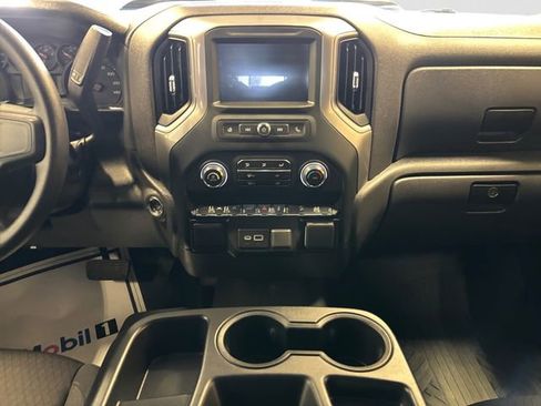 Used 2025 Chevrolet Silverado 1500 Custom Trail Boss w/ Realtree Special Edition image 12