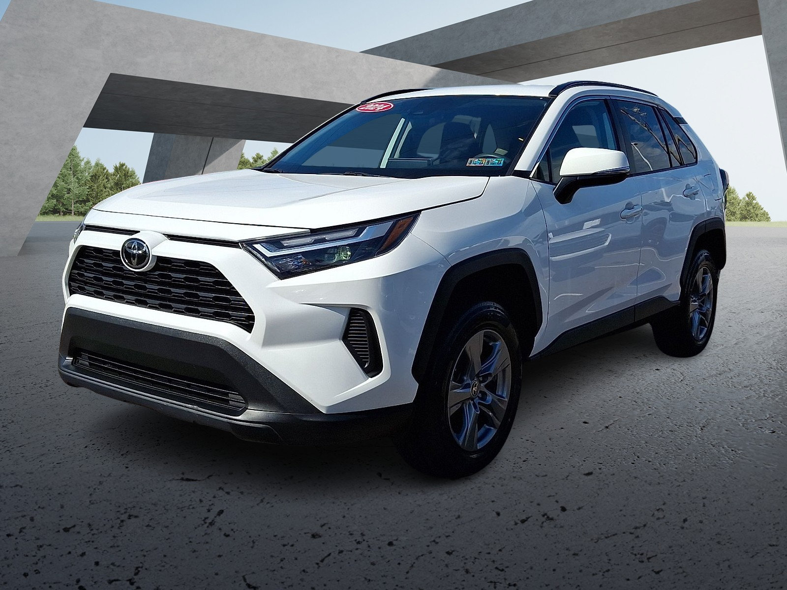 Certified 2024 Toyota RAV4 XLE FWD image 3