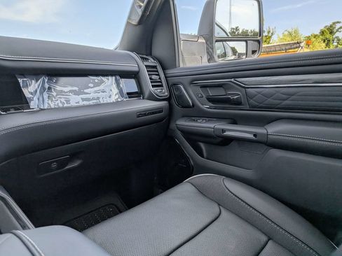 New 2026 RAM 1500 Limited AWD/4WD image 17