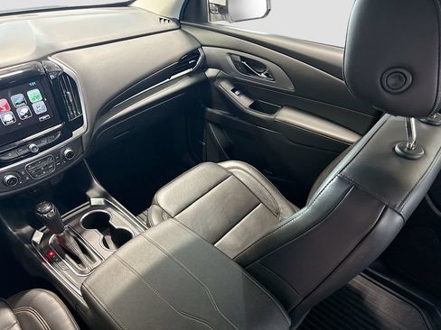 Used 2019 Chevrolet Traverse RS AWD/4WD image 26