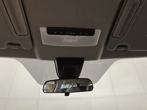 Used 2023 Nissan Kicks SV FWD image 25