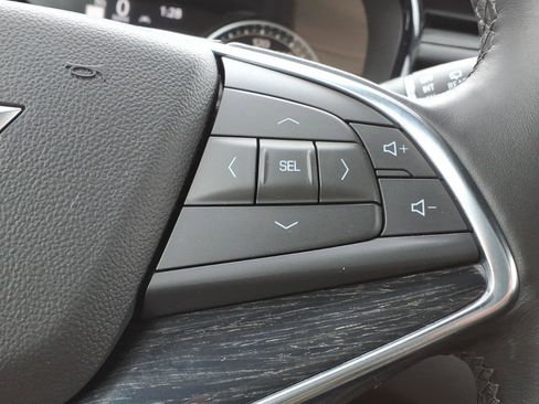 Used 2021 Cadillac XT5 Premium Luxury w/ LPO, Floor Liner Package FWD image 17