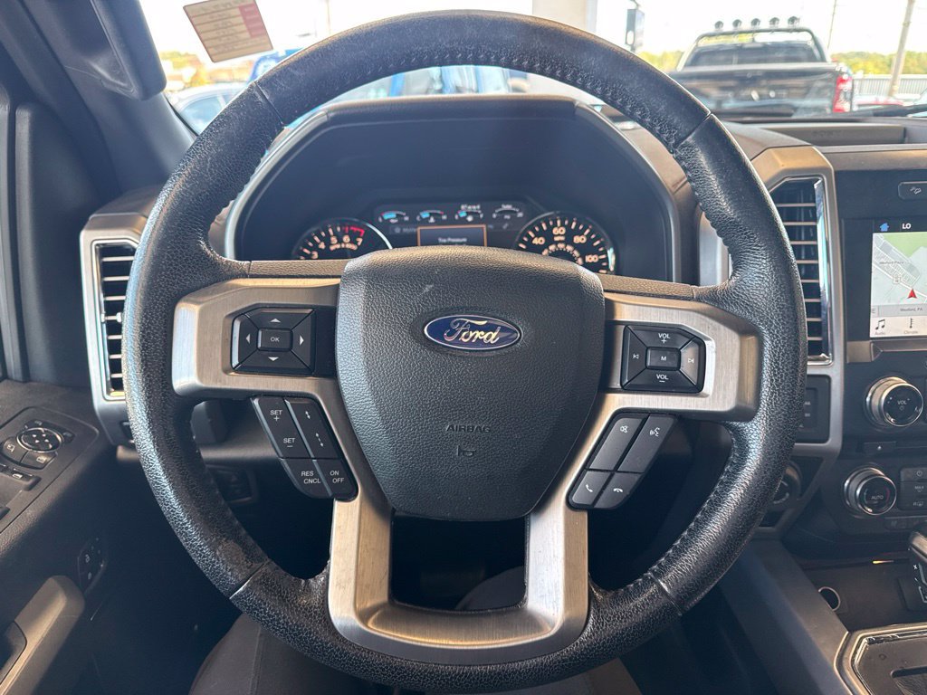 Used 2016 Ford F150 Platinum w/ Equipment Group 701A Luxury AWD/4WD image 16