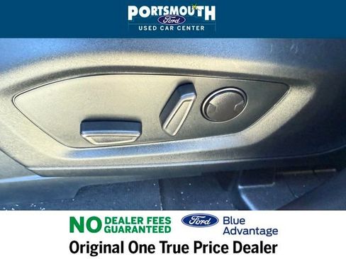 Certified 2022 Ford Explorer XLT w/ Equipment Group 202A image 22