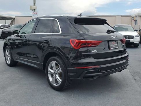 Used 2022 Audi Q3 2.0T Premium w/ Convenience Package AWD/4WD image 4