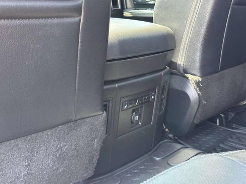 Used 2018 RAM 2500 Laramie w/ Sport Appearance Group AWD/4WD image 25