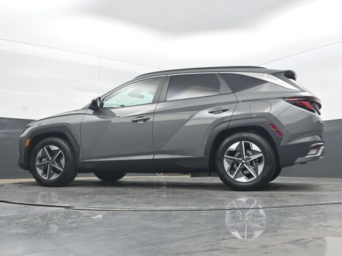 Used 2025 Hyundai Tucson SEL FWD image 28