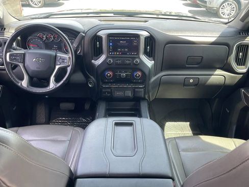 Used 2019 Chevrolet Silverado 1500 RST AWD/4WD image 16