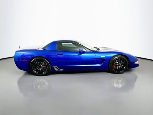 Used 2003 Chevrolet Corvette Z06 RWD image 8