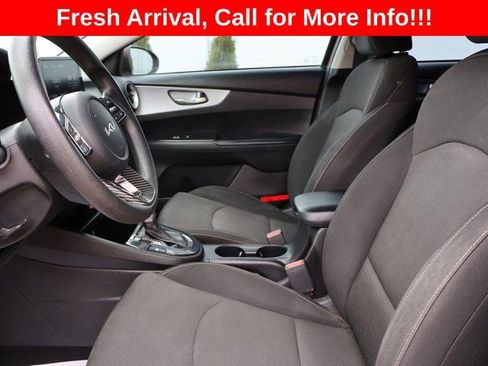 Used 2022 Kia Forte LXS w/ LXS Technology Package FWD image 16