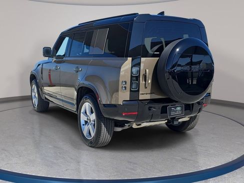 New 2026 Land Rover Defender 110 X-Dynamic SE AWD/4WD image 7