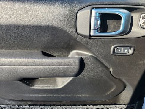 New 2026 Jeep Wrangler Unlimited Sport image 17