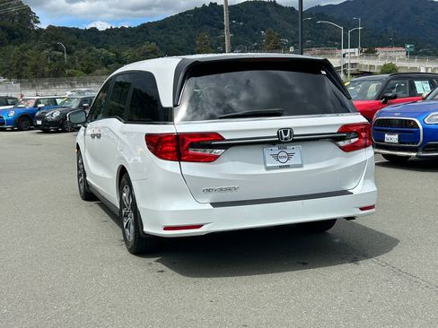 Used 2023 Honda Odyssey EX-L image 3