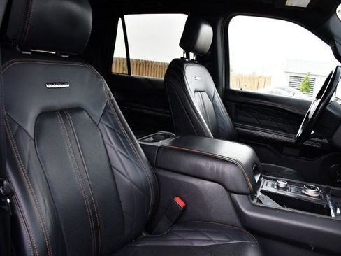 Used 2022 Ford Expedition Max Platinum image 25