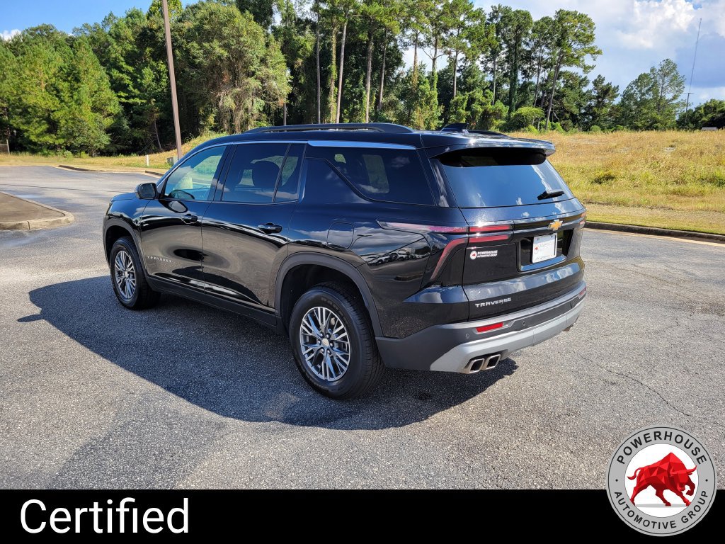 Used 2024 Chevrolet Traverse LT FWD image 4