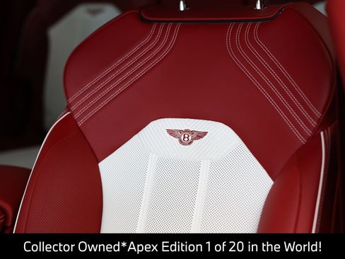 Used 2025 Bentley Bentayga AWD/4WD image 51