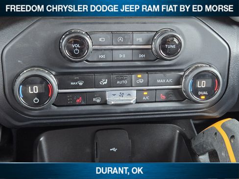 Used 2023 Ford Bronco Badlands w/ Sasquatch Package AWD/4WD image 13