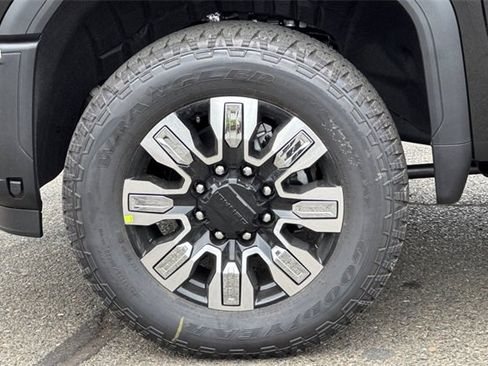 New 2026 GMC Sierra 2500 Denali w/ Denali Reserve Package image 32