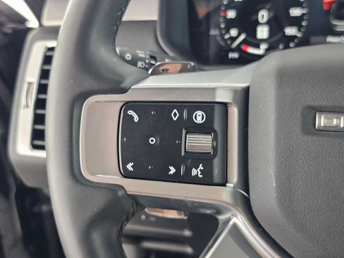 Used 2025 Land Rover Discovery Dynamic SE AWD/4WD image 28