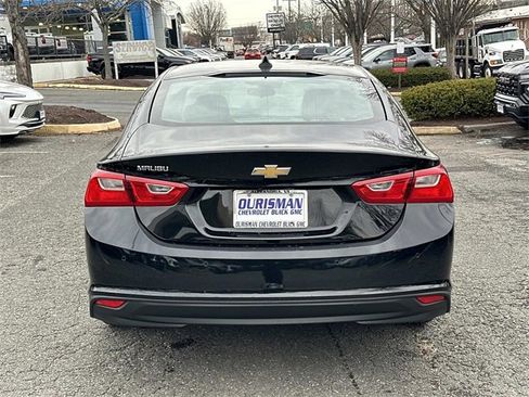 New 2025 Chevrolet Malibu LS image 3