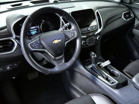 Used 2018 Chevrolet Equinox Premier AWD/4WD image 3