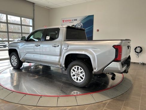 New 2025 Toyota Tacoma SR5 image 4