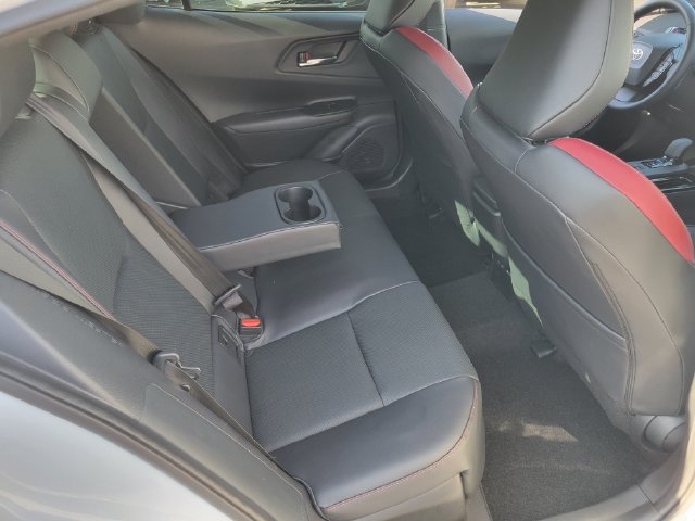 Used 2026 Toyota Prius Plug-In Hybrid FWD image 21