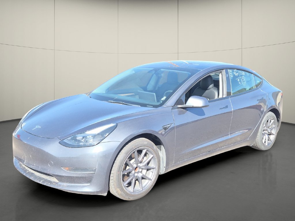 Used 2023 Tesla Model 3 Standard Range RWD image 3