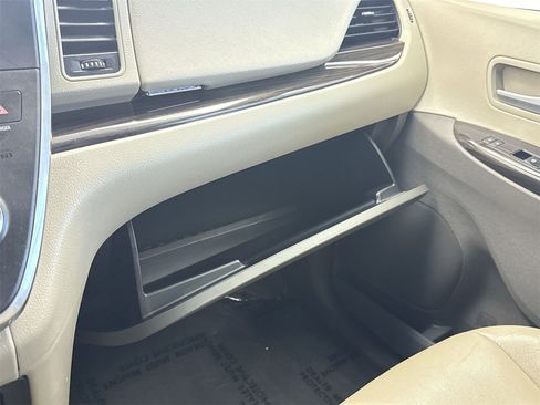 Used 2017 Toyota Sienna XLE image 29