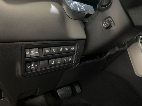 New 2026 Toyota Tundra Platinum AWD/4WD image 14