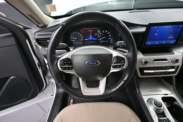 Used 2022 Ford Explorer XLT w/ Class IV Trailer Tow Package AWD/4WD image 20