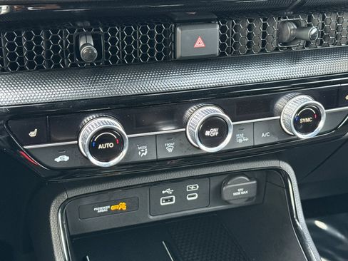 Used 2024 Honda CR-V Sport Touring image 19