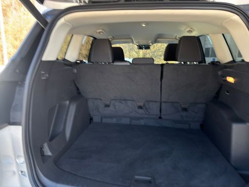 Used 2017 Ford Escape SE w/ Equipment Group 201A image 14