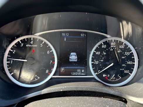 Used 2019 Nissan Sentra SV FWD image 37
