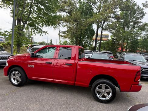 Used 2017 RAM 1500 Express RWD image 8