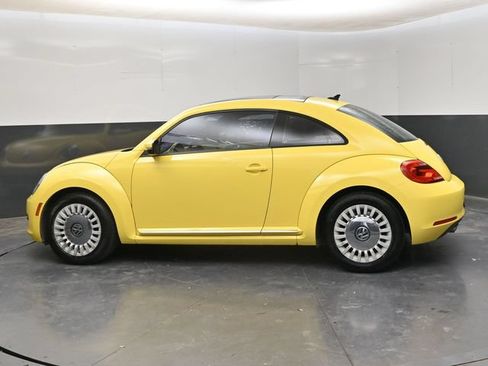 Used 2014 Volkswagen Beetle 2.5 FWD image 5