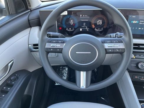 New 2026 Hyundai Tucson SE image 21