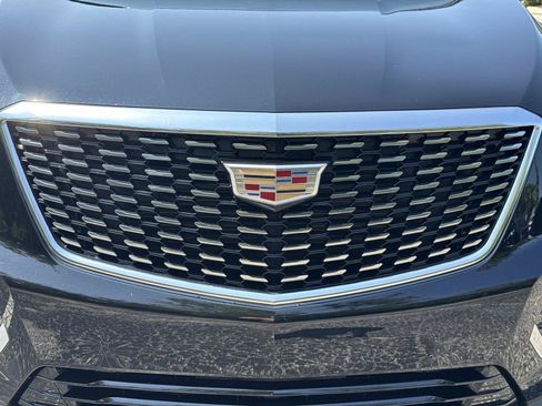 Used 2025 Cadillac XT5 Premium Luxury w/ LPO, Floor Liner Package FWD image 8